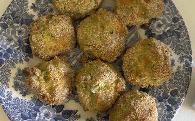 Bolitas de calabacín y queso
